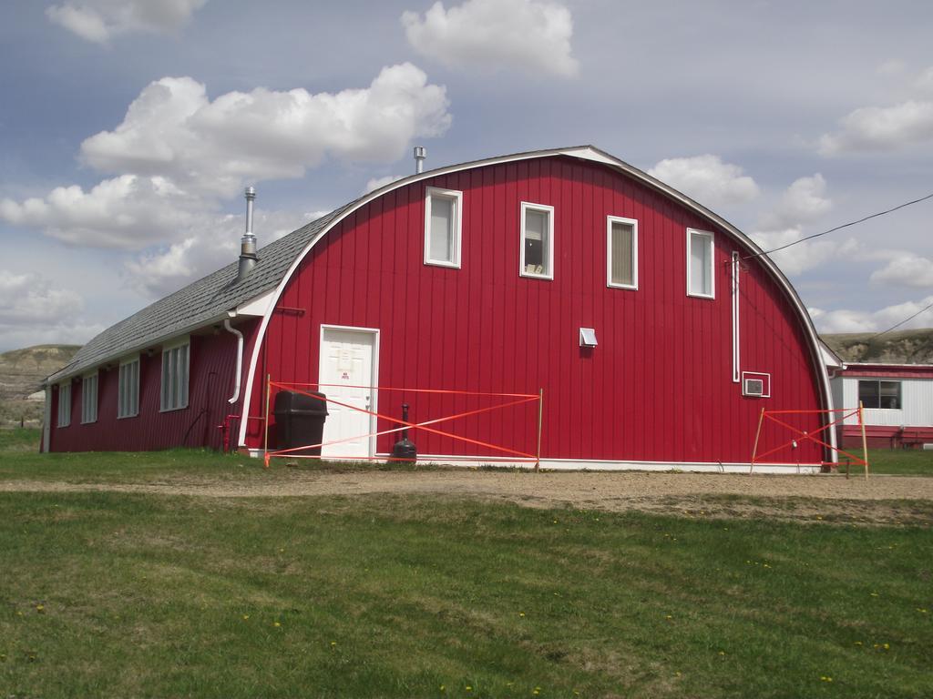 Dinosaur Trail RV Resort&Cabins Drumheller Exterior foto